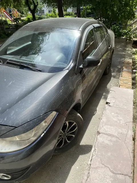 Автомобиль марки RENAULT модель Fluence 2012 г.в. VIN-номер VF1LZBR0546872010