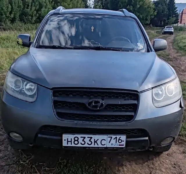 Автомобиль марки HYUNDAI модель SANTA FE 2006 г.в. VIN-номер KMHSH81DP6U088362