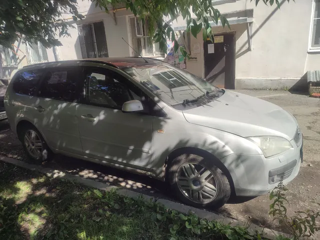 автомобиль марки FORD модель Focus, 2006 г.в., VIN-номер WF0WXXGCDW6S49746 (г/н О147НЕ196).