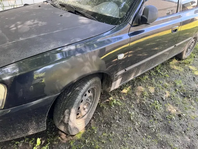Легковой автомобиль марки: HYUNDAI, модели: Accent, год выпуска: 2005 г., кузов №: X7MCF41GP5M052661, идентификационный номер (VIN): X7MCF41GP5M052661