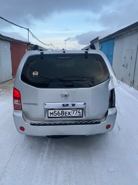 Автомобиль марки NISSAN модель Pathfinder 2006 г.в. VIN-номер VSKJVWR51U0142428.