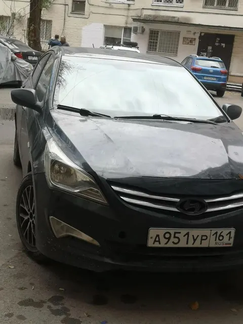 Автомобиль марки ХЕНДЭ модель СОЛЯРИС 2015 г.в