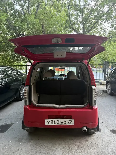 Автомобиль марки MITSUBISHI модель eK Wagon 2006 г.в. VIN-номер H82W0109664