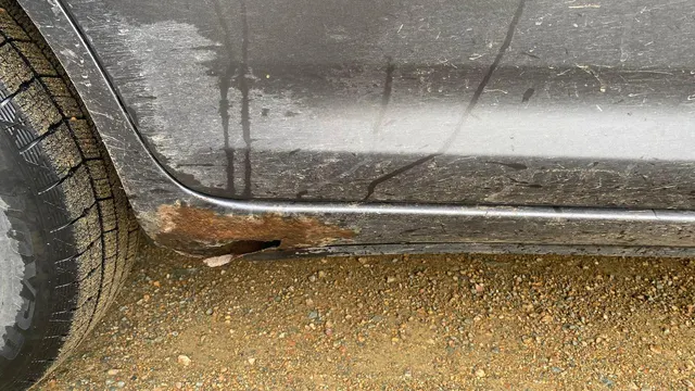 Автомобиль марки TOYOTA модель WISH 2004 г.в. номер кузова ZNE100201579, гос.номер В735АК125, являющийся предметом залога у ПАО Совкомбанк.