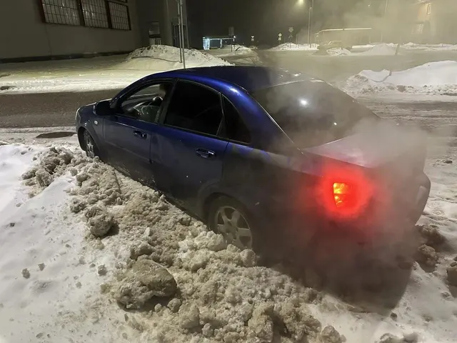 Автомобиль марки ШЕВРОЛЕ модель КЛАН (J200 2011 г.в. VIN-номер XUUNF196JBC002825