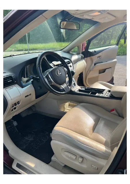Автомобиль марки Lexus модель RX 270 2012 г.в. VIN-номер JTJZA11A502011952