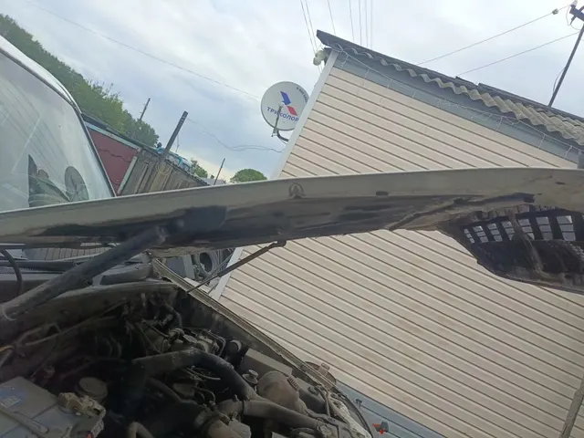 Легковой автомобиль марки: HYUNDAI модель: Terrakan, год выпуска: 2002 г., идентификационный номер (VIN): KMHNN81WP2U037161