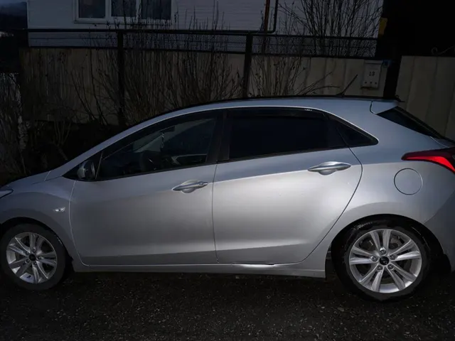 Автомобиль марки HYUNDAI модель I30 2013 г.в. VIN-номер TMAD251BBEJ111897