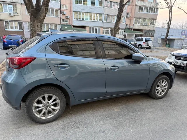 Автомобиль марки MAZDA модель DEMIO 2016 г.в. номер кузова DJ3AS-106424