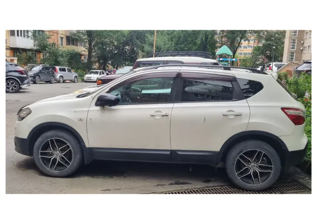 Автомобиль марки NISSAN модель Qashqai 2013 г.в. VIN-номер SJNFBNJ10U2809780