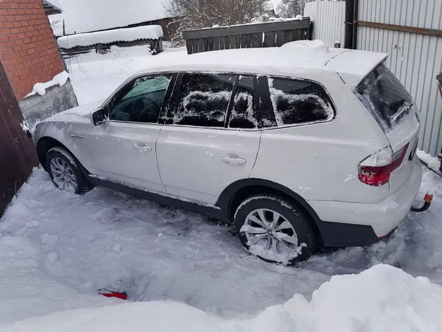 Автомобиль марки BMW модель X3 2008 г.в. VIN-номер WBAPC71080WB75865