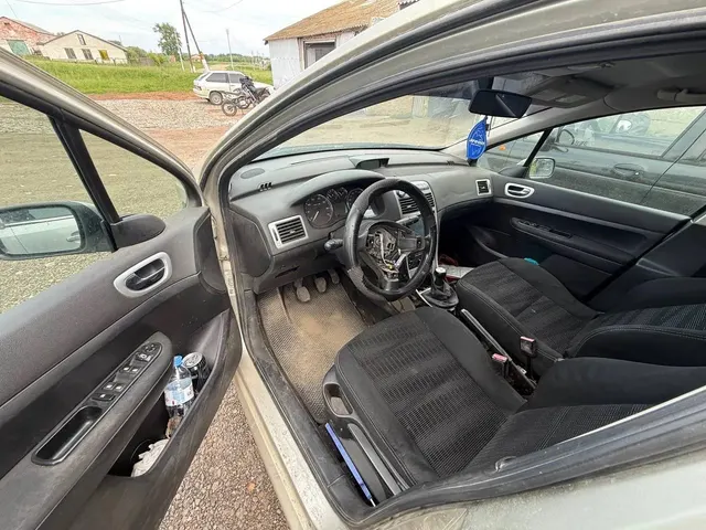 PEUGEOT модель 307 2007 г.в. VIN-номер VF33CNFUL84894984