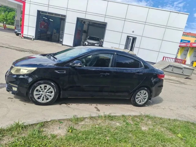 Автомобиль марки KIA Rio 2016 г.в. VINномер Z94CC41BBHR401306