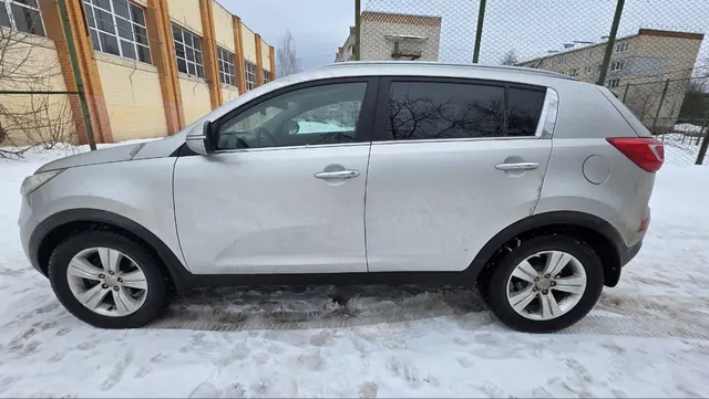 Автомобиль марки KIA модель Sportage 2013 г.в. VIN-номер XWEPC811BD0021840