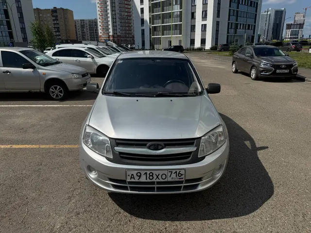Автомобиль марки LADA GRANTA 2012 г.в VIN-номер XTA219000DY014963