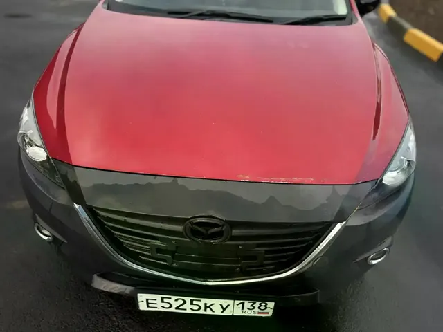 Автомобиль марки MAZDA модель AXELA 2014 г.в. номер кузова BM5FS-104617
