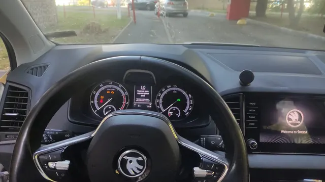 Автомобиль марки: SKODA, модель: Karoq, год выпуска: 2021г., кузов №: XW8JN4NU7NH203831, идентификационный номер (VIN): XW8JN4NU7NH203831