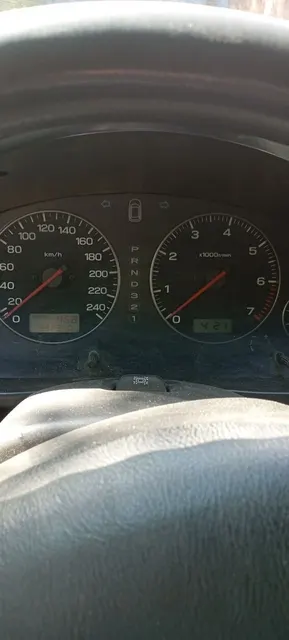 Легковой автомобиль марки: SUBARU, модели: Legacy 2.5, год выпуска: 2001 г., идентификационный номер (VIN): JF1BH9LRA2G051041.