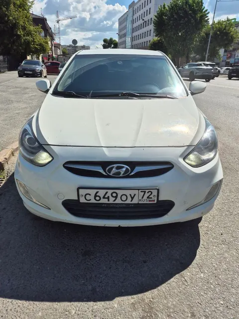 Легковой автомобиль марки: HYUNDAI модели: Solaris, год выпуска: 2012 г., кузов №: Z94CT51DACR063249, идентификационный номер (VIN): Z94CT51DACR063249.