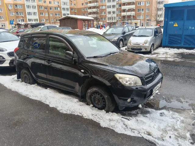 Автомобиль марки TOYOTA модель RAV 4 2008 г.в. VIN-номер JTMBH31V306081702