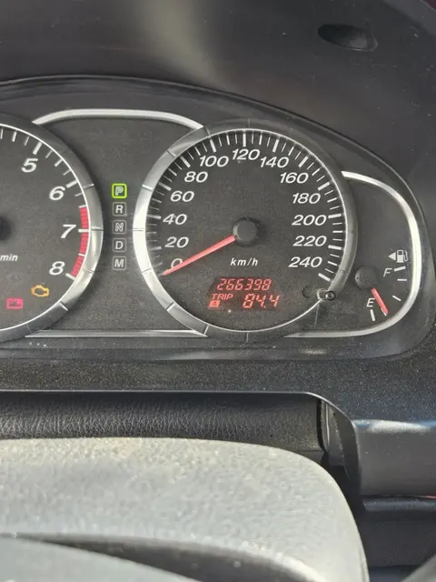 Автомобиль марки MAZDA модель 6 2005 г.в. VIN-номер JM7GG32F961506383.