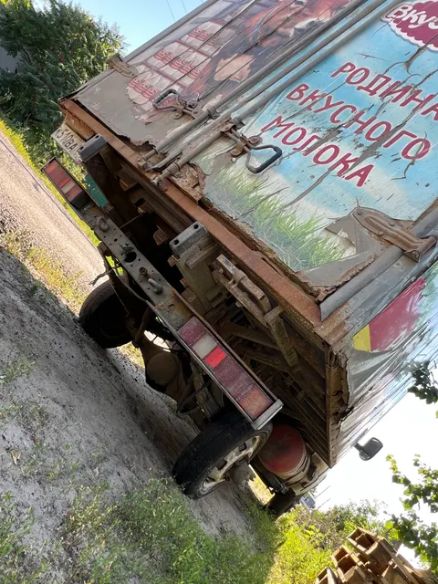 Грузовой фургон марка, модель: 2757АО, идентификационный номер (VIN): X892757A010BB9604, номер кузова: 33020010127048