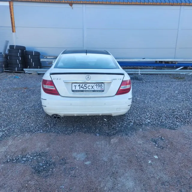 Автомобиль марки MERCEDES модель c180 2012 г.в. VIN-номер WDD2043491F866387