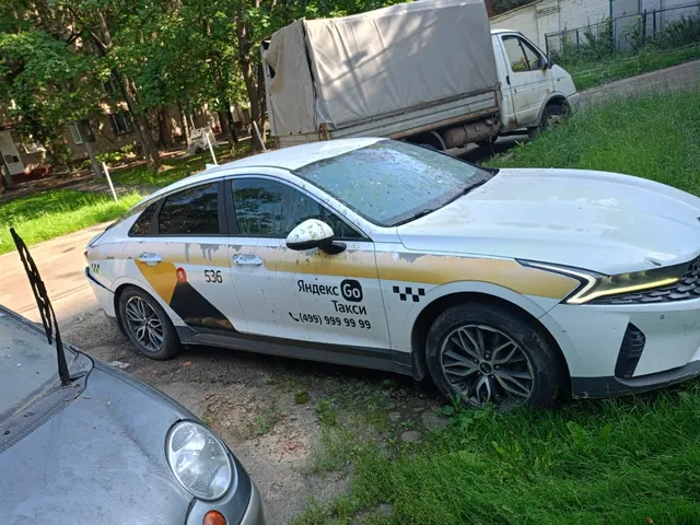 Автомобиль марки KIA модель k5 2020 г.в. VIN-номер XWEG3414BM0001712