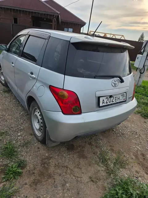 автомобиль марки TOYOTA модель Ist 2003 г.в. номер кузова NCP61-0043196