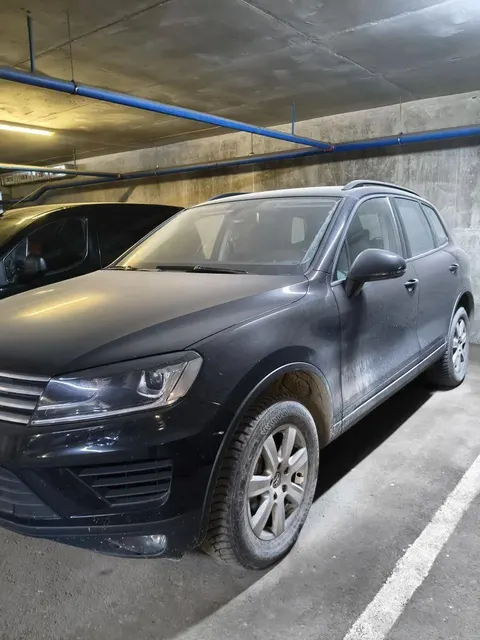 Автомобиль марки VOLKSWAGEN модель Touareg, 2015 г.в., VIN-номер XW8ZZZ7PZGG000714