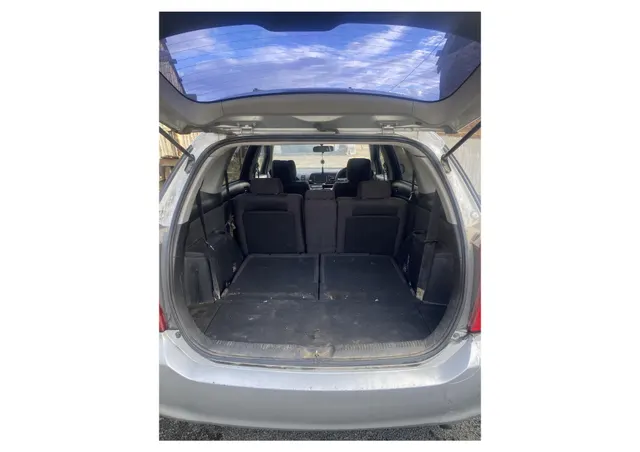Автомобиль марки TOYOTA, модель WISH, 2003 г.в. , VIN-номер ZNE100073981