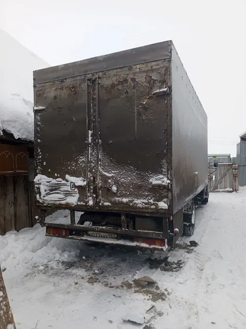 Автомобиль марки ГАЗ модель 278428 2007 г.в. VIN-номер XUB27842870000640. Находится в залоге у ПАО «Совкомбанк».