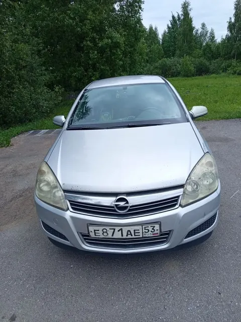 Автомобиль марки OPEL модель Astra 2007 г.в. VIN-номер W0L0AHL4872140945
