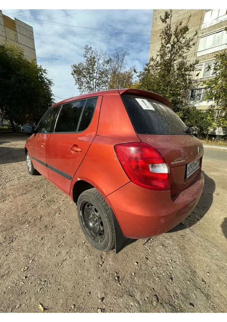 Автомобиль марки SKODA модель Fabia 2010 г.в. VIN-номер XW8DD45J2AK506082 (залог ПАО Совкомбанк)