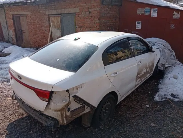 Легковой автомобиль марки: KIA, модель: Rio, год выпуска: 2018 г., идентификационный номер (VIN): Z94C241ABKR094641