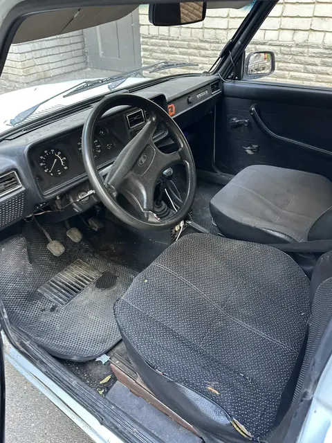 Автомобиль марки LADA модель 21074 2011 г.в. VIN-номер XTA210740BY010471 (залог ПАО Совкомбанк)
