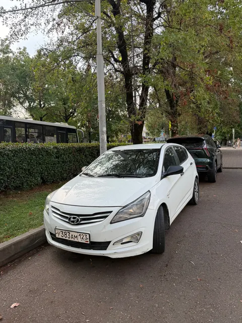 Легковой автомобиль марки НУUNDАI модель SОLАRIS 2014 г.в. VIN-номер Z94CT51DBFR119152. Залог ПАО «СОВКОМБАНК»