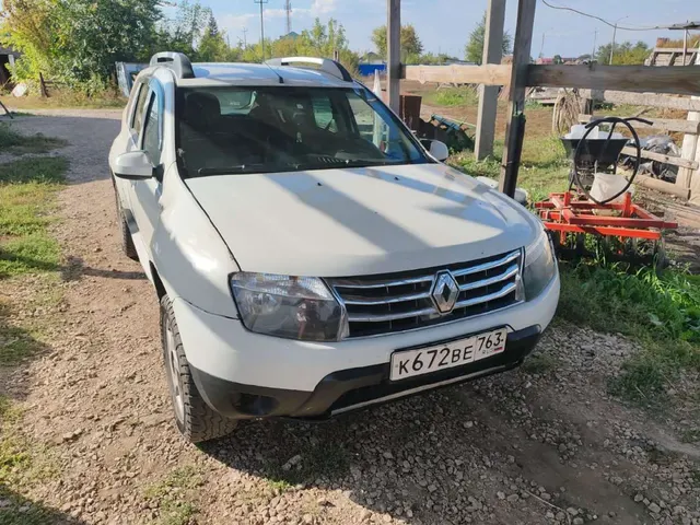 Автомобиль марки RENAULT модель Duster 2014 г.в. VIN-номер X7LHSRDJN50292975 цвет белый