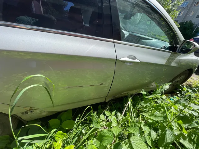 Автомобиль марки HYUNDAI, модель I40, 2013 г.в., VIN-номер XWELB41CBD0000214