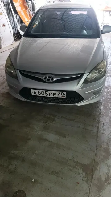 Автомобиль марки HYUNDAI модель I30, 1.4 GL MT 2010 г.в. VIN-номер TMADB51CABJ148325