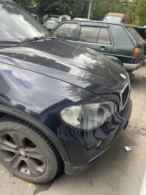 Автомобиль марки BMW модель X5 2008 г.в. VIN-номер WBAFE41030L157471