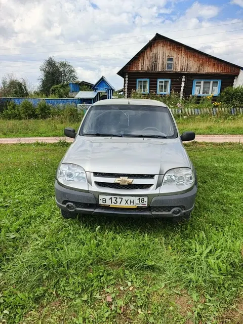 Автомобиль марки CHEVROLET Niva, 2010 года выпуска, VIN-номер: X9L212300A0300528