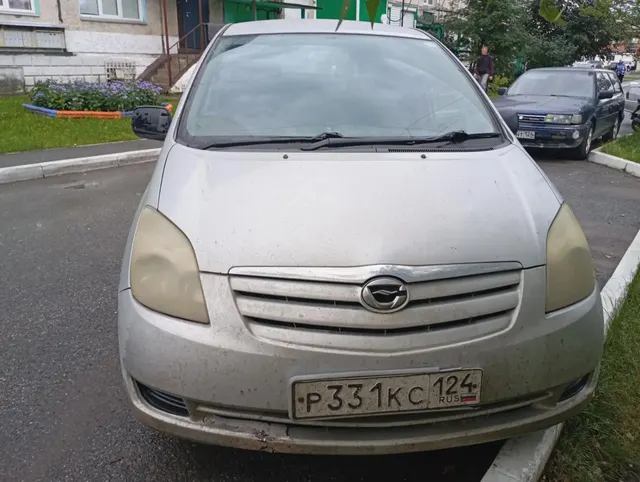 Автомобиль марки TOYOTA COROLLA SPACIO, 2003 года выпуска, номер кузова NZE121-3239512
