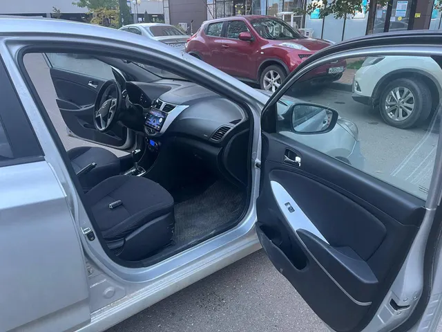 Автомобиль марки HYUNDAI модель SOLARIS 2012 г.в. VIN-номер Z94CU51DBCR051511