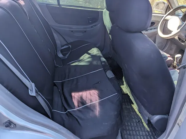 Легковой автомобиль марки: HYUNDAI, модель: Accent, год выпуска: 2005 г., идентификационный номер (VIN):X7MCF41GP5M053233, находящийся в залоге у ПАО "Совкомбанк";