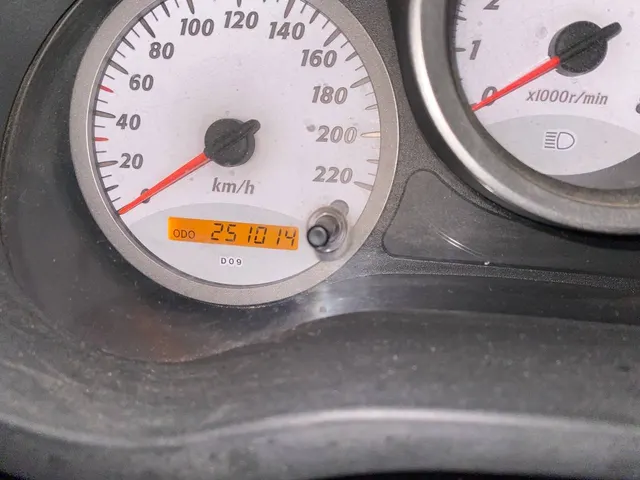 Легковой автомобиль марки: TOYOTA модели: RAV 4, год выпуска: 2004 г., идентификационный номер (VIN): JTEHH20V400306987
