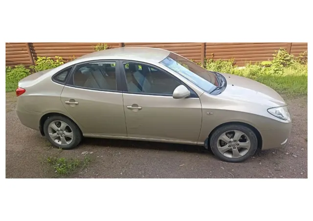 Легковой автомобиль марки: HYUNDAI, модели: Elantra 1.6 GLSMT, год выпуска: 2008 г., идентификационный номер (VIN): KMHDU41BP8U403098
