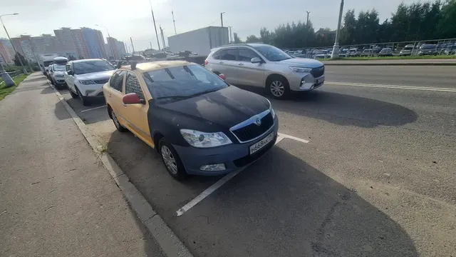Автомобиль марки ШКОДА модель ОКТАВИЯ 2011 г.в. VIN-номер XW8CJ41Z2BK268901 (возможны скрытые дефекты).