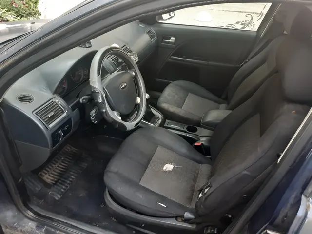 Автомобиль марки FORD модель MONDEO, 2004 года выпуска, VIN-номер WF04XXGBB44C75826