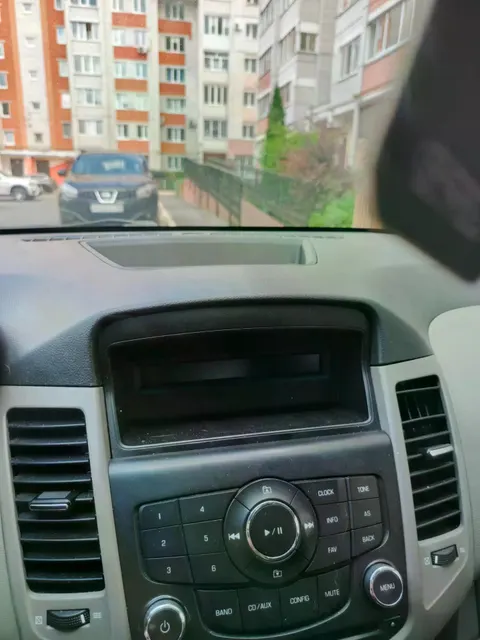 Легковой автомобиль марки: CHEVROLET, модели: CRUZE, год выпуска: 2010 г., идентификационный номер (VIN): XUFJA696JA3017997